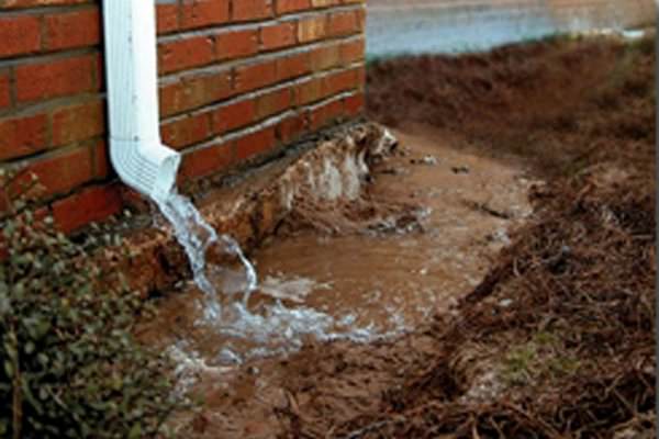 Downspouts, running water, gutters | Waldon Services